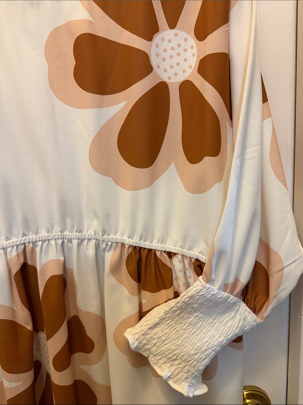 Cream Floral Casual Dress in Brown Bloom - Picture 4 of 5
